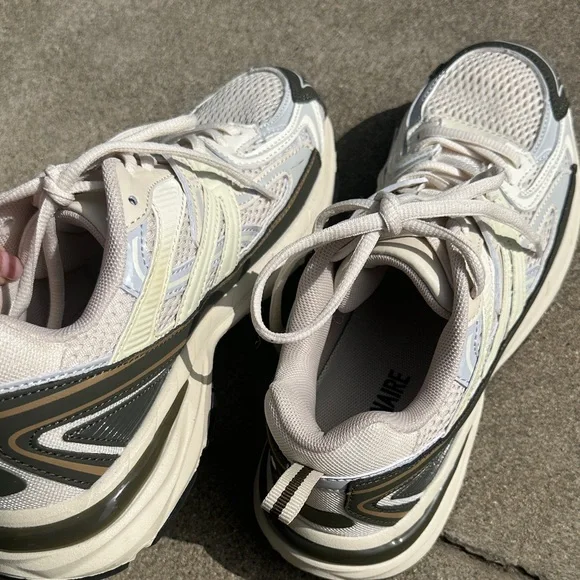 Women's Cream and Green Sneakers - Picture 6 of 13